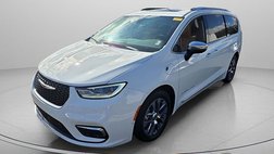2023 Chrysler Pacifica Hybrid Pinnacle