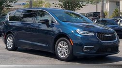 2024 Chrysler Pacifica Touring