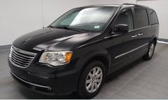 2016 Chrysler Town and Country Touring