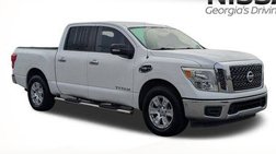 2017 Nissan Titan SV