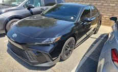 2026 Toyota Camry Hybrid SE