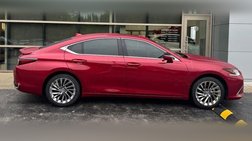 2025 Lexus ES 300h Ultra Luxury
