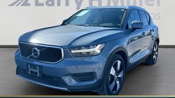 2020 Volvo XC40 T4 Momentum