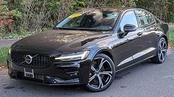 2024 Volvo S60 B5 Plus Dark Theme