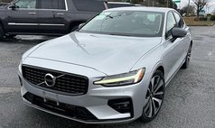 2022 Volvo S60 B5 Momentum