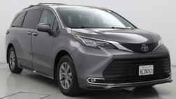 2022 Toyota Sienna XLE