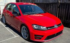 2017 Volkswagen Golf R 4Motion