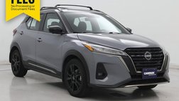 2022 Nissan Kicks SR