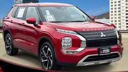 2023 Mitsubishi Outlander SE