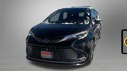 2025 Toyota Sienna Platinum 7-Passenger