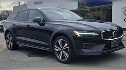 2023 Volvo V60 Cross Country B5 Plus