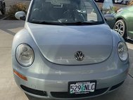 2009 Volkswagen New Beetle Base PZEV