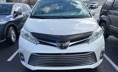 2019 Toyota Sienna XLE Premium 8-Passenger