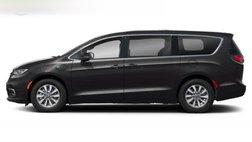 2025 Chrysler Pacifica Hybrid Pinnacle