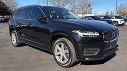 2022 Volvo XC90 T6 Momentum 7-Passenger