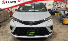 2025 Toyota Sienna XSE 7-Passenger
