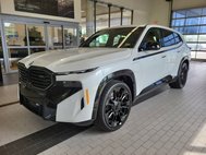 2025 BMW XM Base