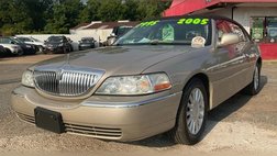 2005 Lincoln Town Car Signature Limited