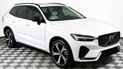 2023 Volvo XC60 B5 Ultimate Dark Theme