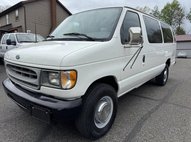 2002 Ford E-Series E-350 Super Duty XLT Extended