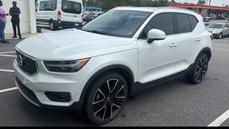 2022 Volvo XC40 T5 Inscription