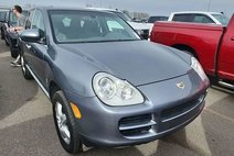 2004 Porsche Cayenne S