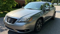 2013 Chrysler 200 Touring