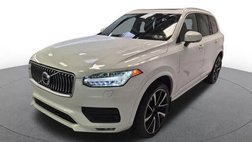 2022 Volvo XC90 T6 Momentum 7-Passenger