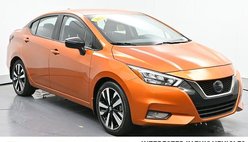 2021 Nissan Versa SR