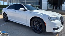 2022 Chrysler 300 Touring L