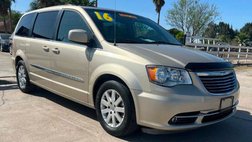 2016 Chrysler Town and Country Touring