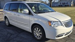 2013 Chrysler Town and Country Touring