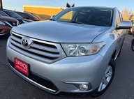 2011 Toyota Highlander SE