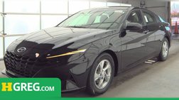 2023 Hyundai Elantra SE