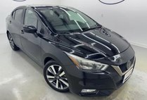 2020 Nissan Versa SR