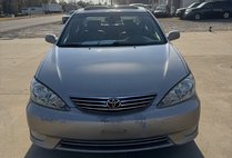 2005 Toyota Camry XLE V6