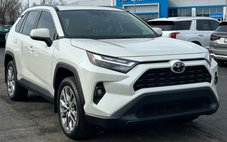 2022 Toyota RAV4 XLE Premium