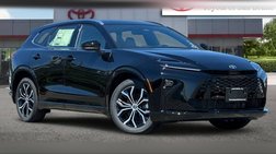 2025 Toyota Crown Signia XLE