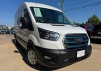 2022 Ford E-Transit 350