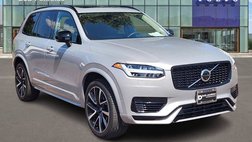 2023 Volvo XC90 Recharge T8 Plus Dark Theme