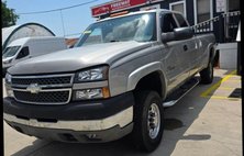 2005 Chevrolet Silverado 2500HD LS