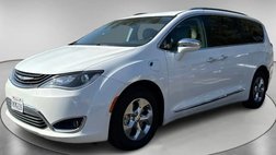 2018 Chrysler Pacifica Hybrid Limited