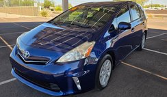 2014 Toyota Prius v Five