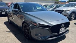 2022 Mazda MAZDA3 Premium