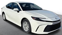 2025 Toyota Camry LE FWD