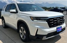 2024 Honda Pilot EX-L w/Rear Captain's Chairs