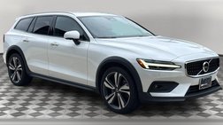 2023 Volvo V60 Cross Country B5 Plus