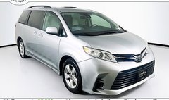 2020 Toyota Sienna LE