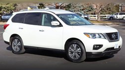 2017 Nissan Pathfinder SV