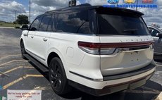 2022 Lincoln Navigator L Reserve